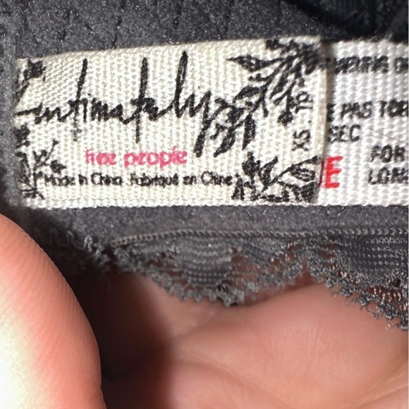 Intimately Free People grey floral lace halter bralette XS feminine lingerie - Picture 8 of 8